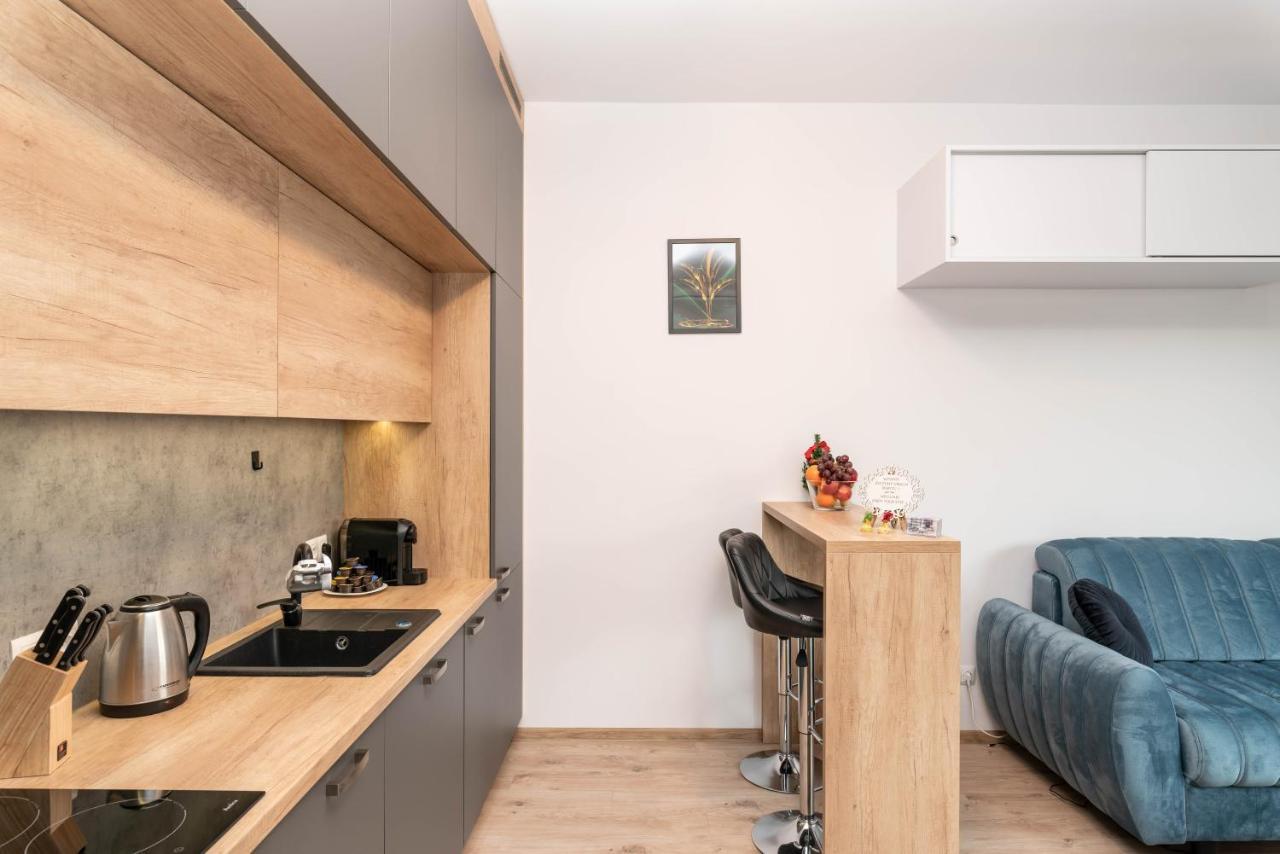 Apartwro - Apartament Przy Wyspie Slodowej, Garaz, Projektor, Rowery Apartment Wroclaw Exterior photo
